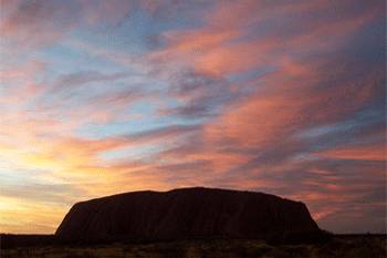 Ayers Rock Uuluru credit SHaun Yemeni