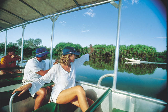 Mary River wildlife cruise