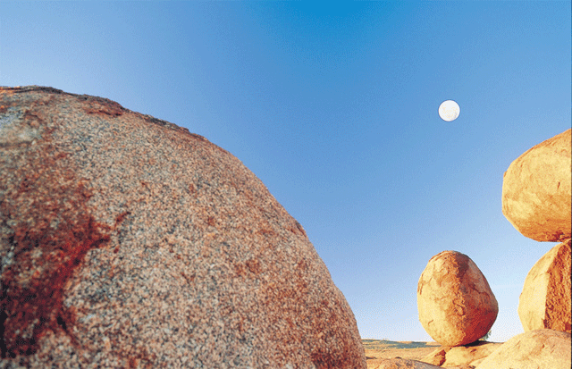 The Devils Marbles credit NTTC