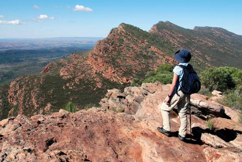 Adelaide to Alice Springs  seeing Wilpena Pound Flinders Ranges on a overland Australia tour